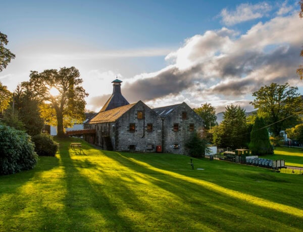 dewar's aberfeldy distillery